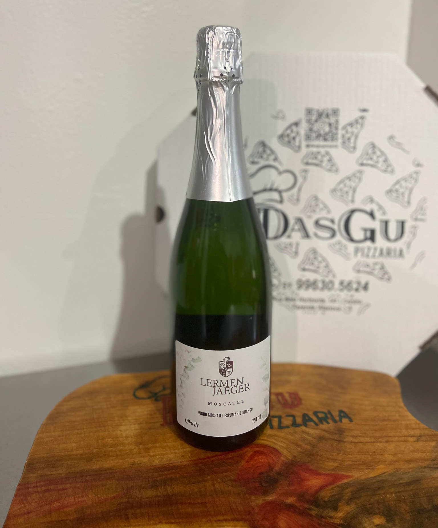 ESPUMANTE MOSCATEL BRANCO