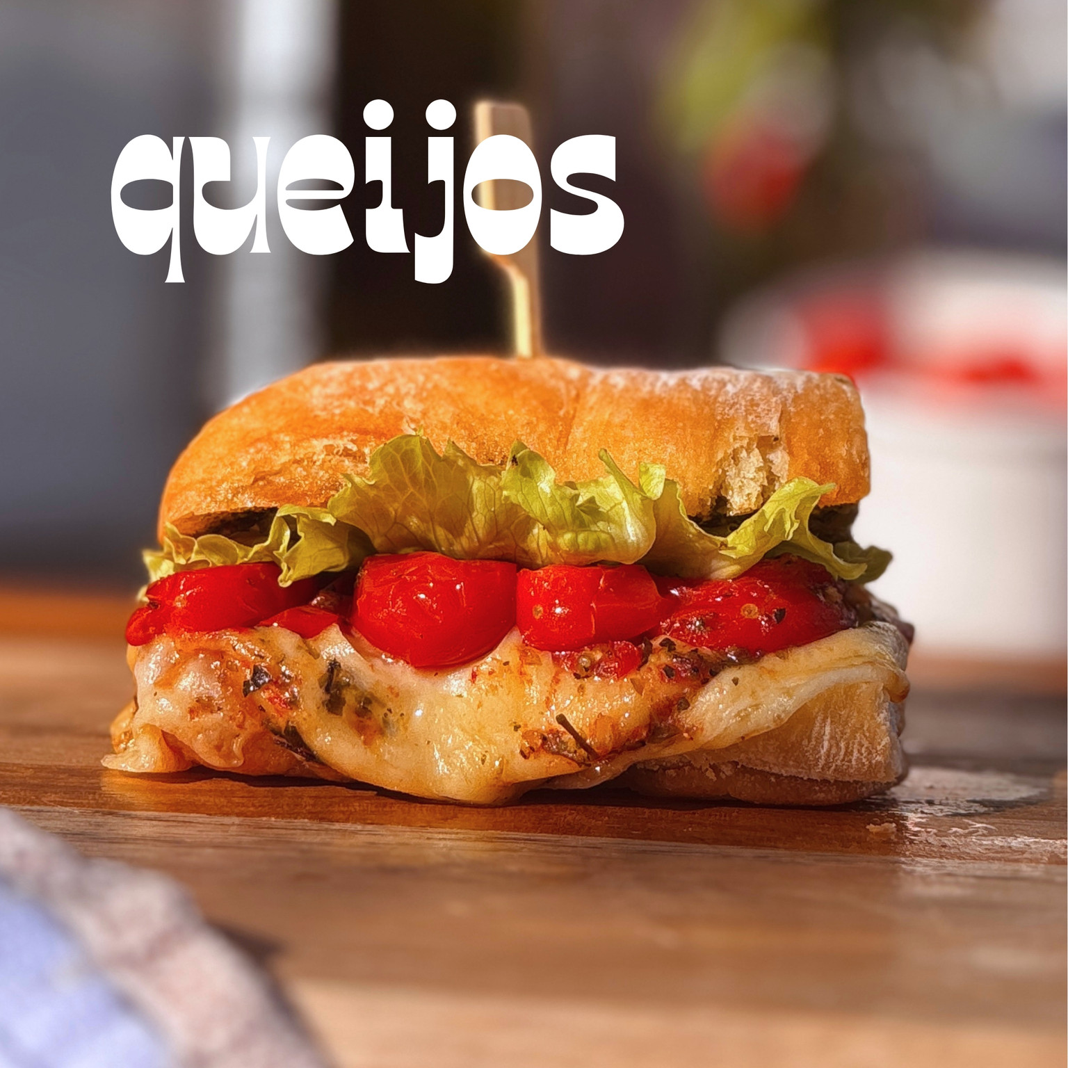 SANDUICHE DE QUEIJOS