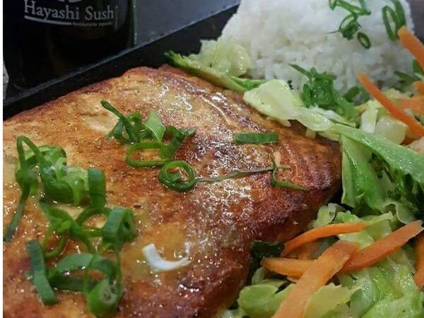 Teppanyaki salmão