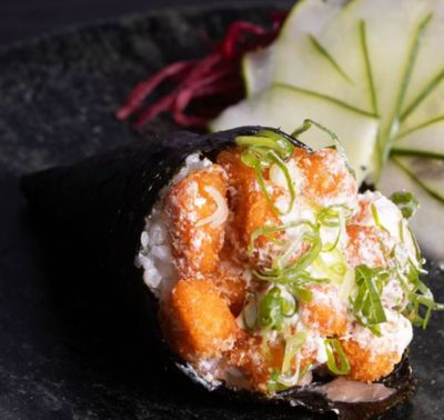 TEMAKI SALMAO EMPANADO