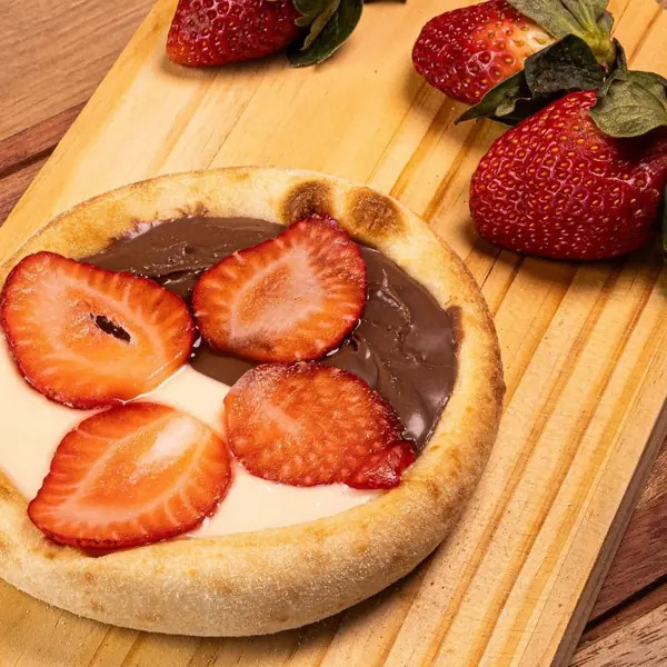  Esfiha de choconinho com morango