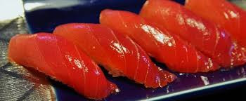 SUSHI MAGURO ( 06 UNID )
