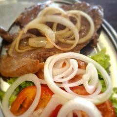Bife Acebolado