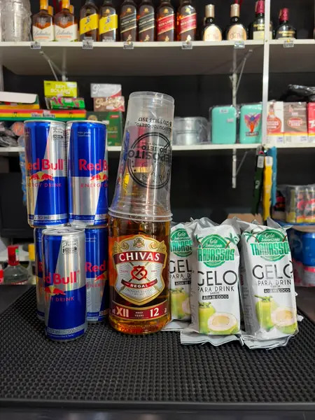 COMBO CHIVAS 750ML