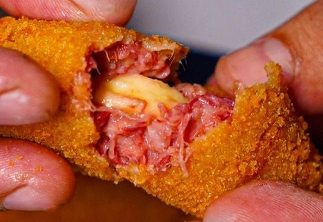 CROQUETA DE CARNE SECA C/ QUEIJO