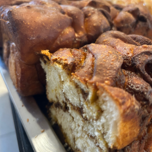 CINNAMON ROLL NA CHAPA