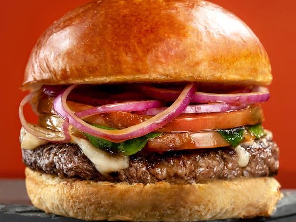 Buffalo e Tomato Hambúrguer Artesanal Sabor de Pizza Marguerita