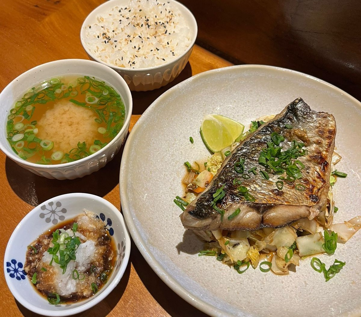 TEPPAN ANCHOVA GRELHADA