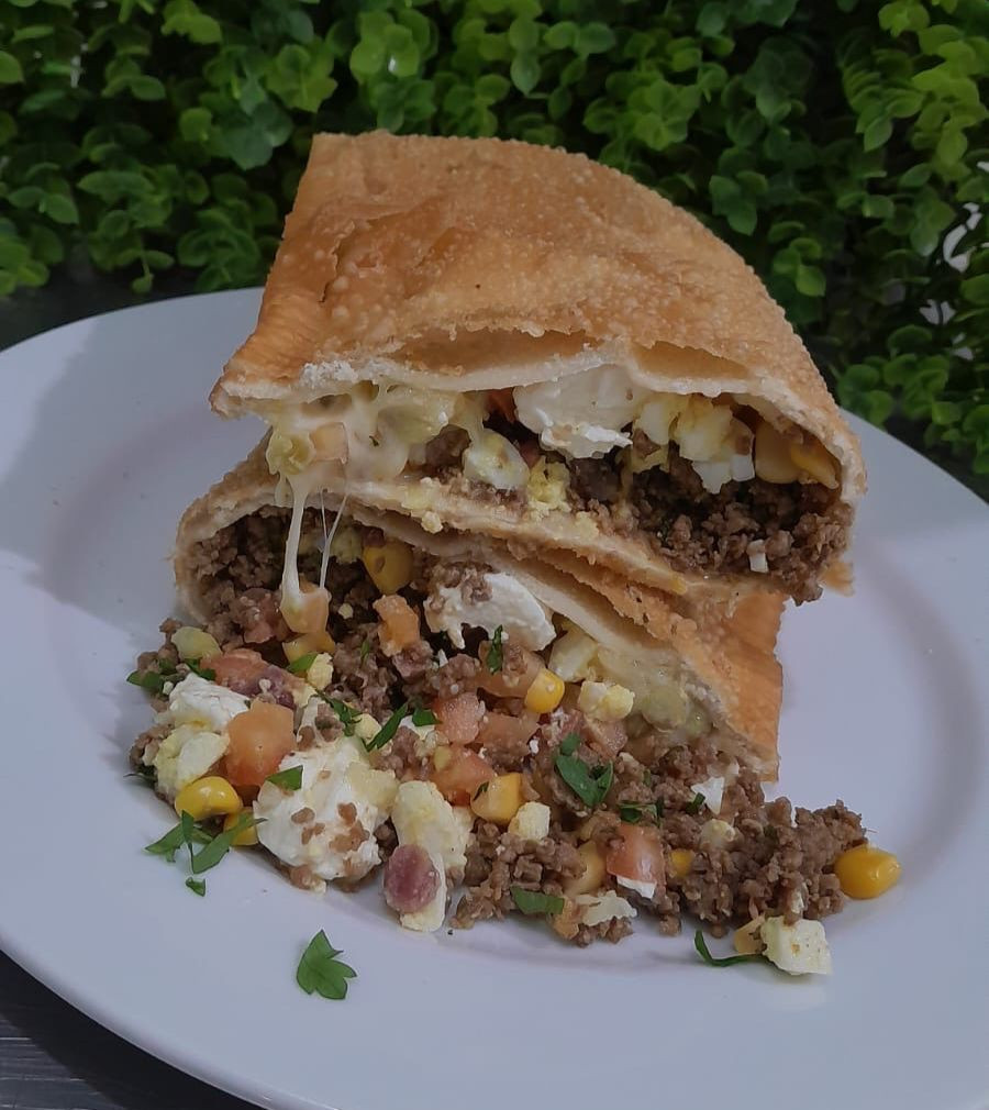 PASTELÃO DA CASA - CARNE