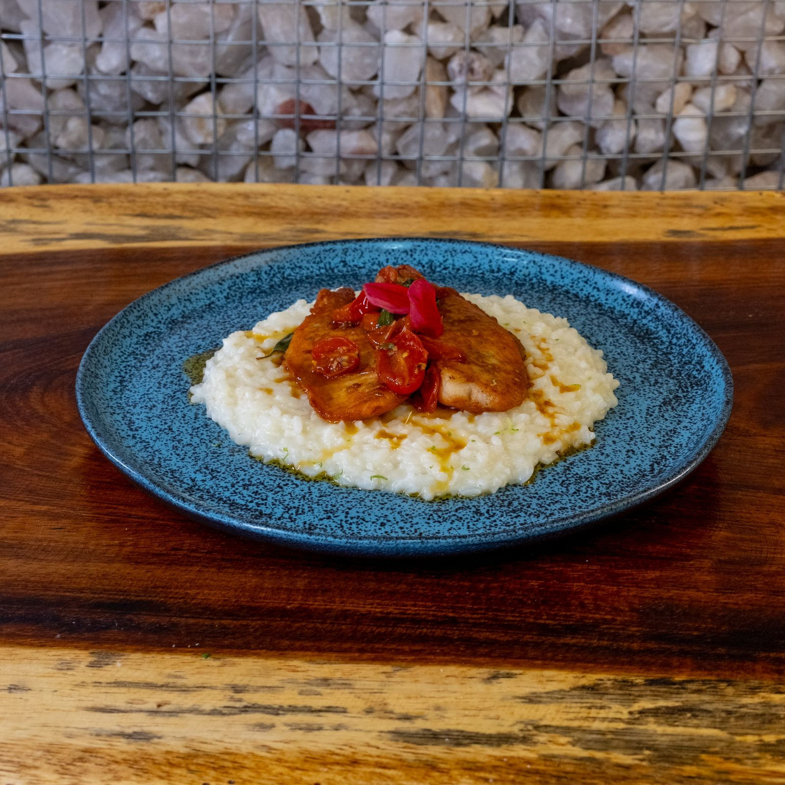 FILE DE TILAPIA GRELHADA COM RISOTO DE QUEIJO
