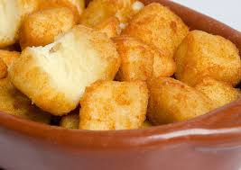 CUBINHOS DE PROVOLONE