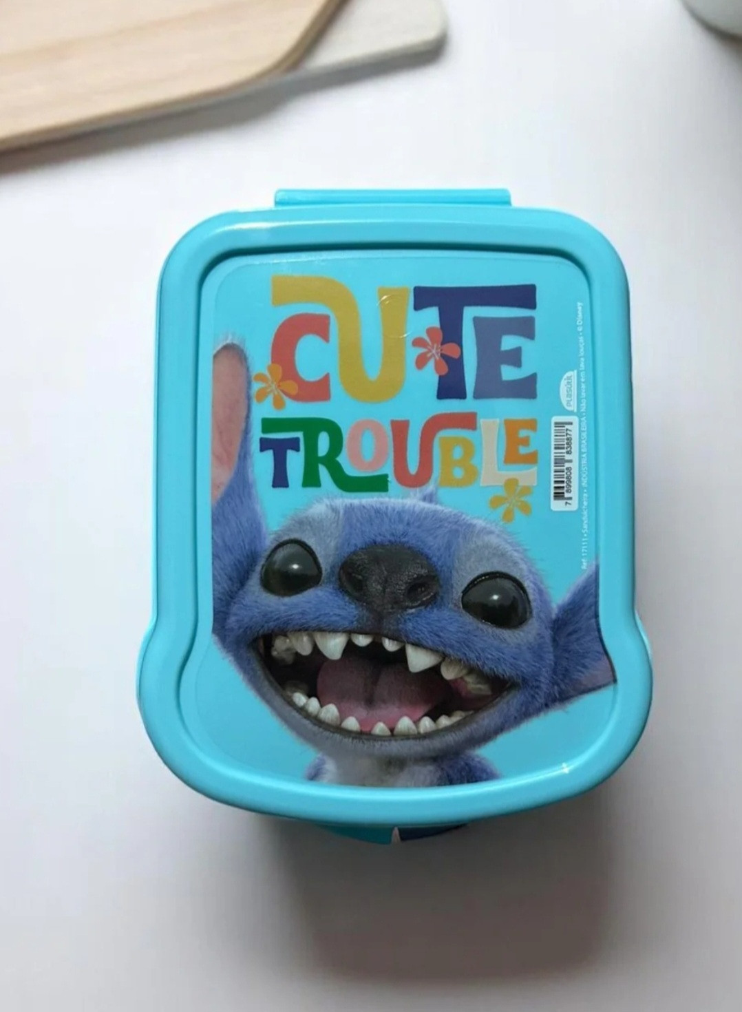 Sand plasutil stitch 