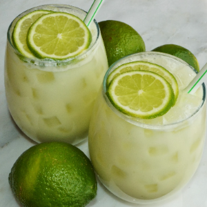 SUCO DE LIMONADA SUÍÇA