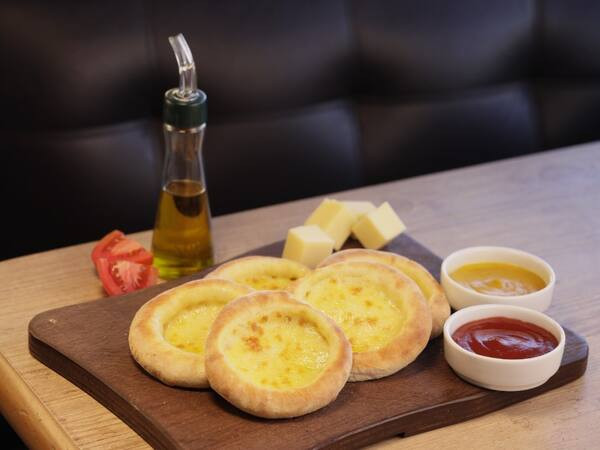 Esfiha de Queijo