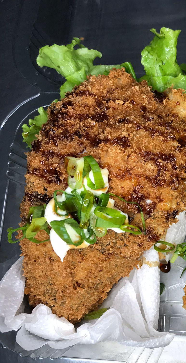 TEMAKI DE CAMARÃO CROCK TODO FRITO 