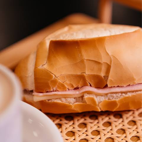 Pão c/ presunto