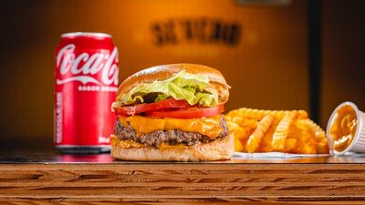 Chevettera + Batata + Bebida