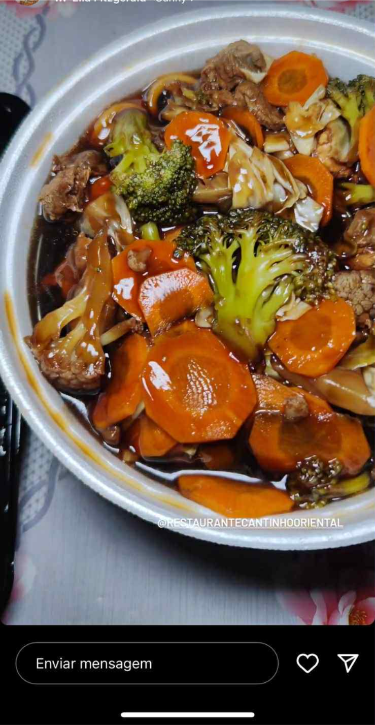 Yakisoba Carne e frango