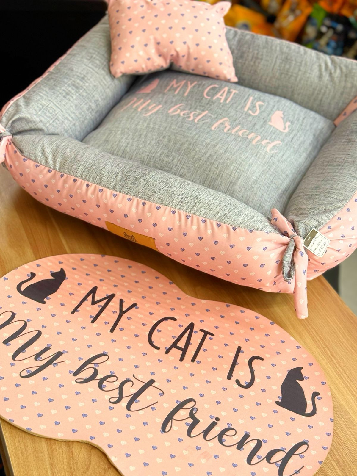 Cama My cat is my best friend rosa M