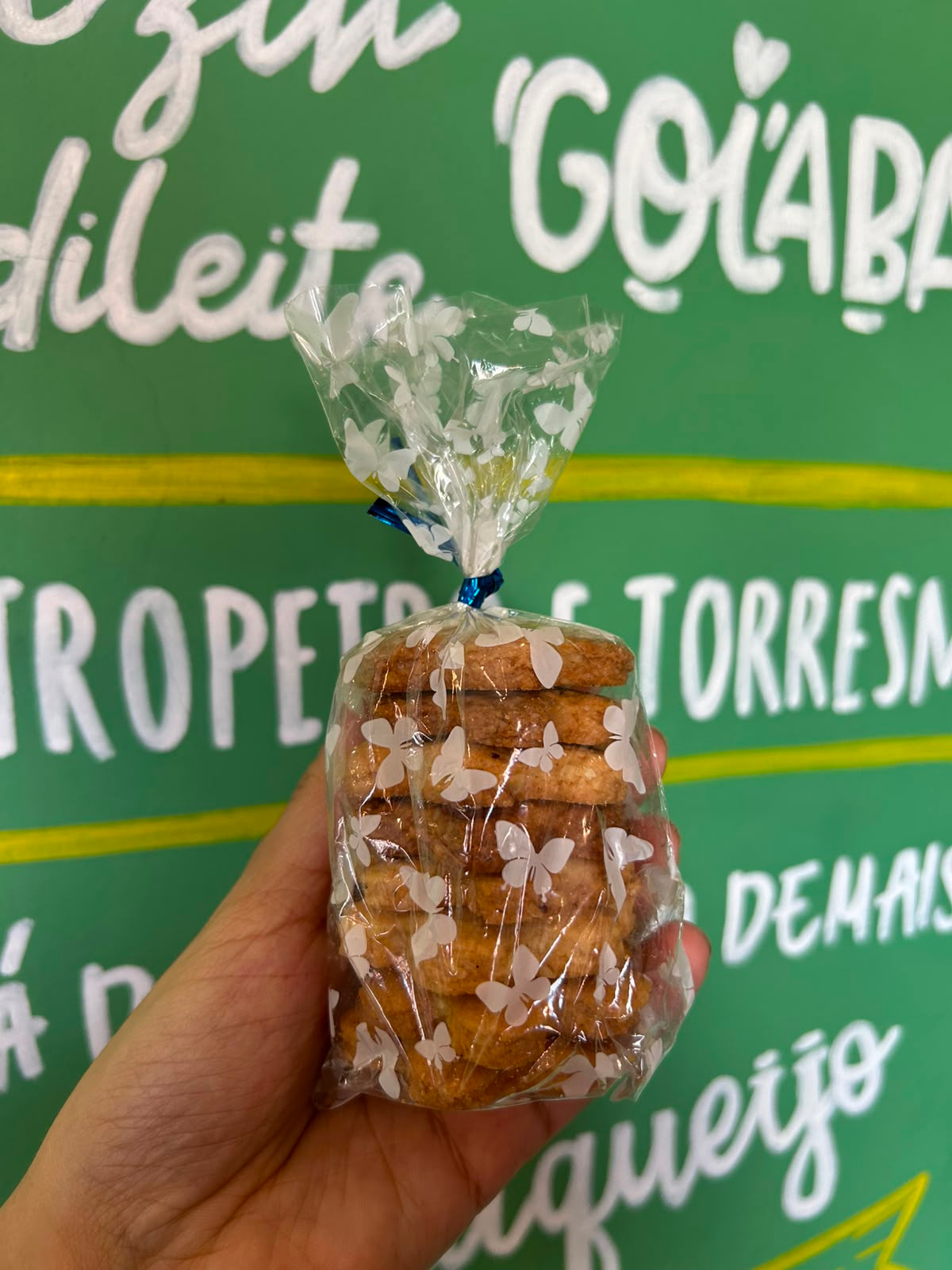 Biscoitinhos Artesanais Amanteigados com Castanha - 115g