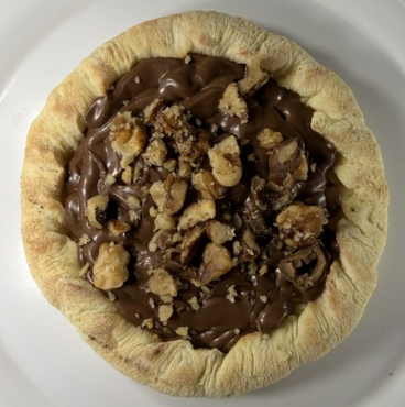 ESFIHA CHOCOLATE COM NOZES