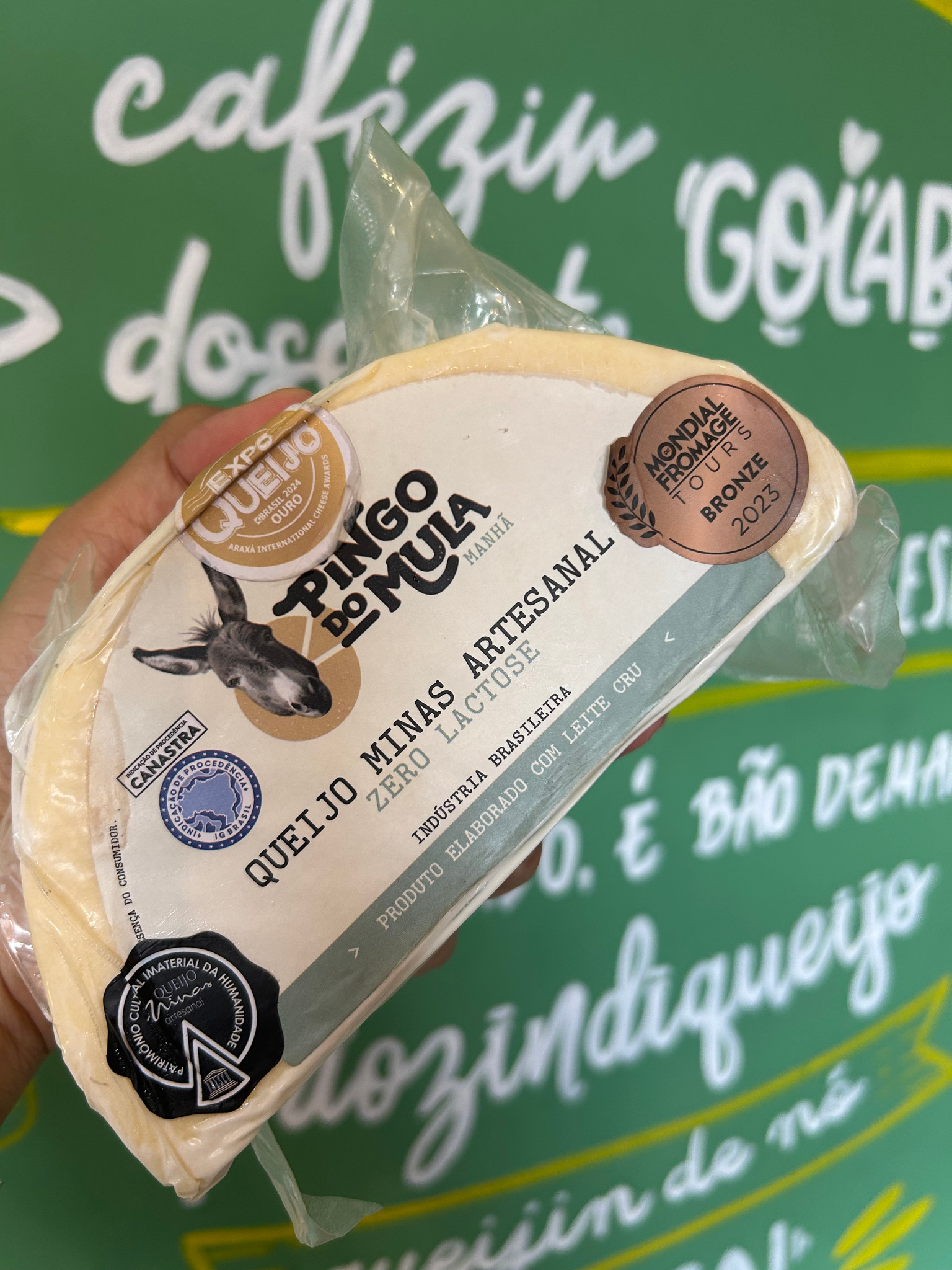 Queijo Canastra Maturado Zero Lactose Pingo do Mula - 500g