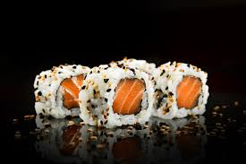 Uramaki Salmão