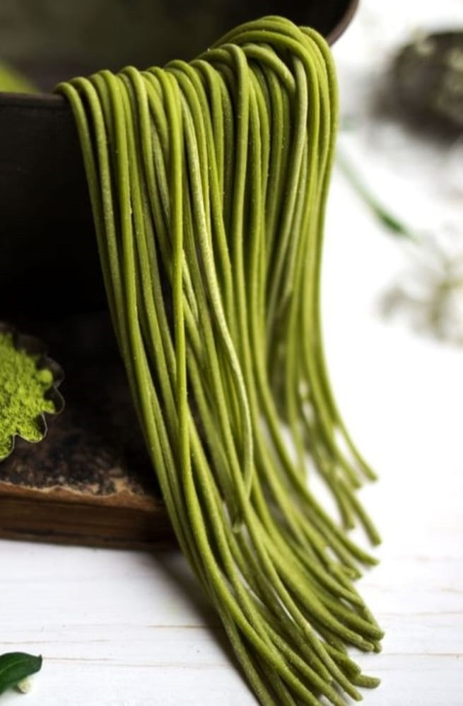 SPAGHETTI MASSA VERDE COM ESPINAFRE 500 gr (ULTRACONGELADO)