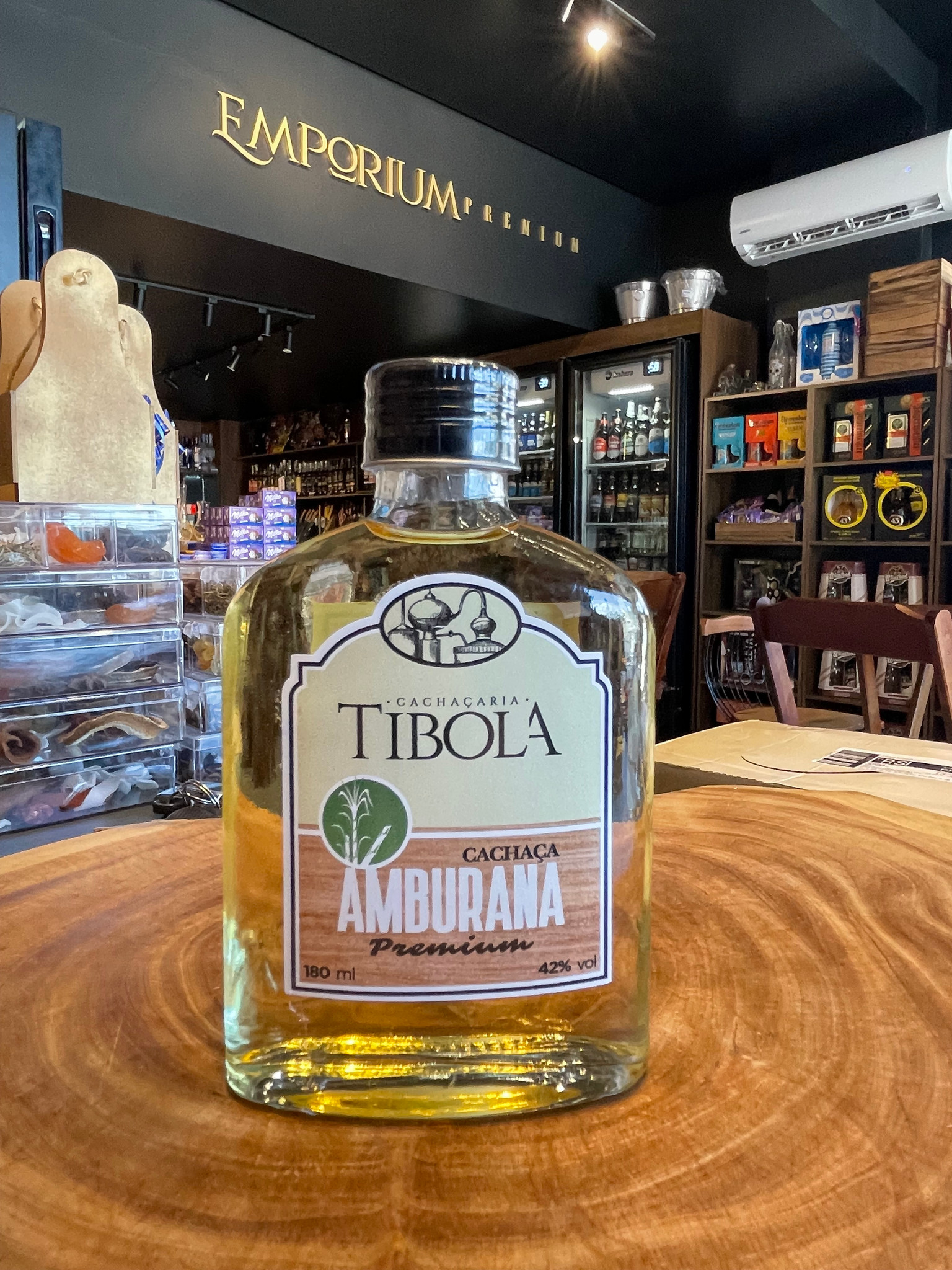 Cachaça Tibola Alambique Amburana 180ML 