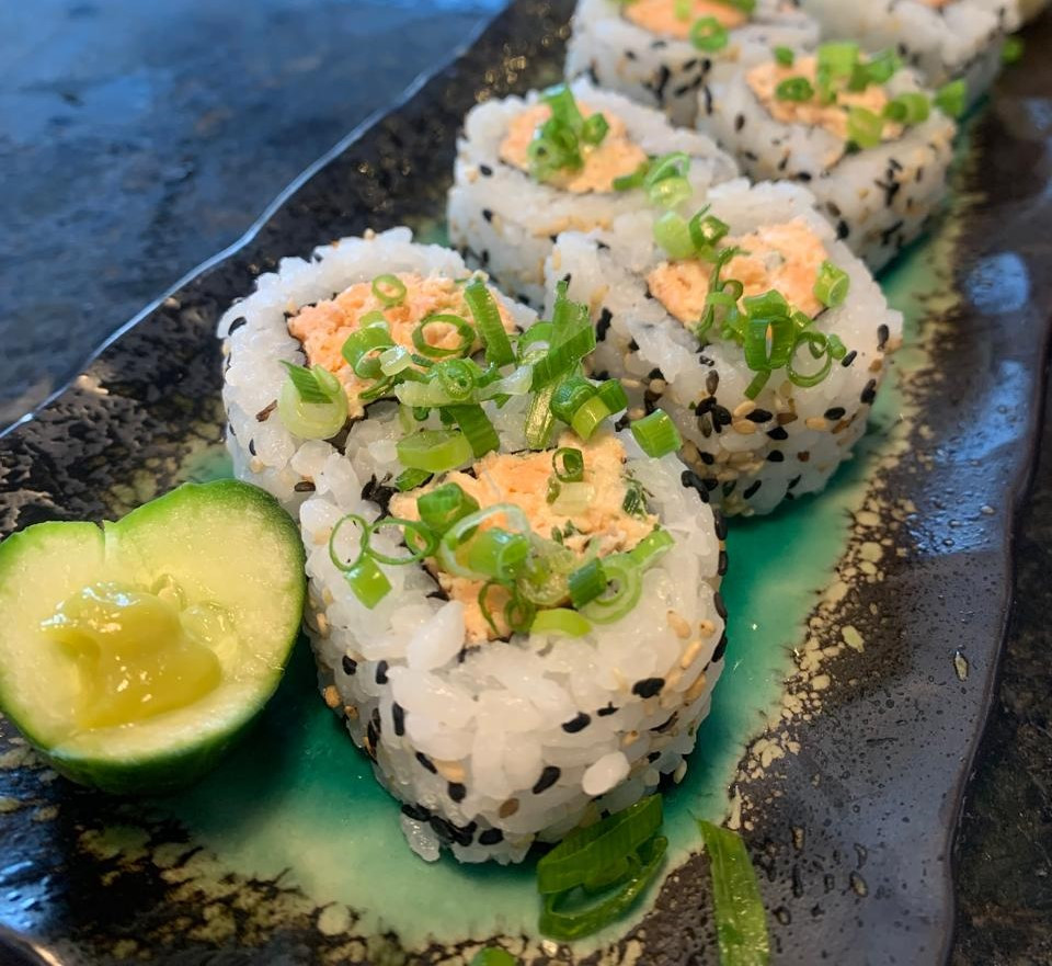 URAMAKI SALMAO GRELHADO 8UND