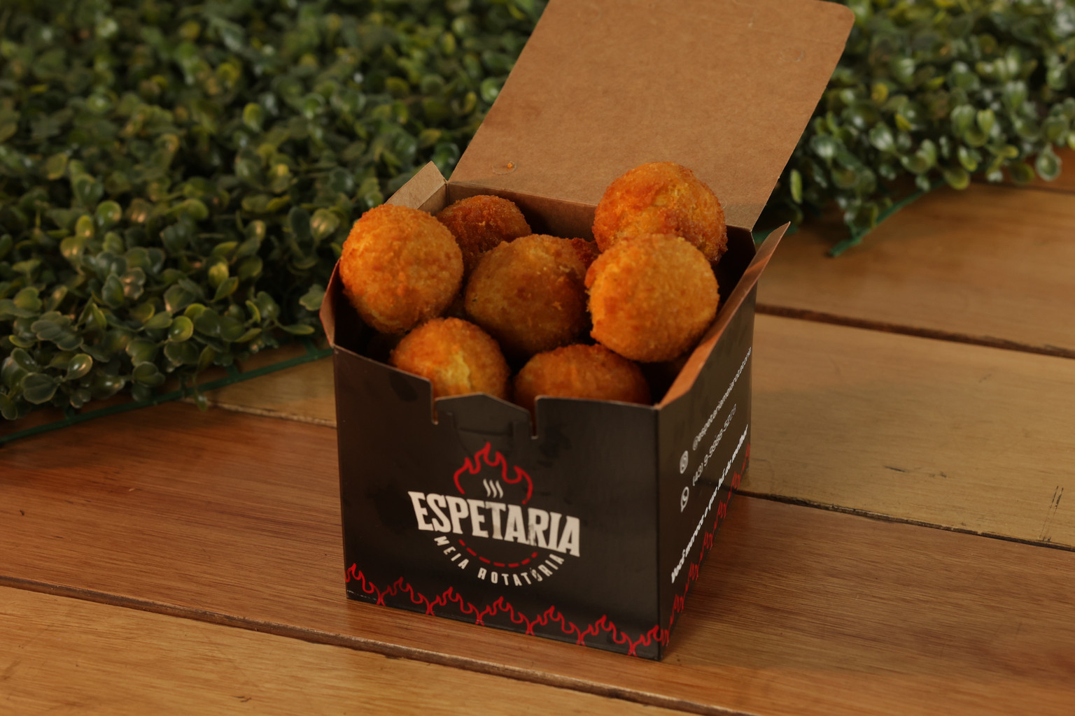 Bolinho de Costela