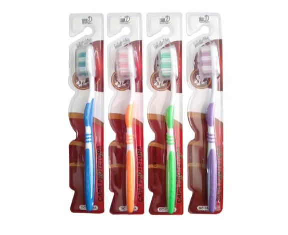 ESCOVA DENTAL ADULTO MEDIA