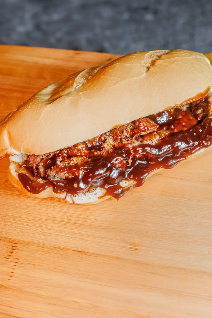 BAGUETE DE COSTELINHA (SUINA) DESFIADA BBQ